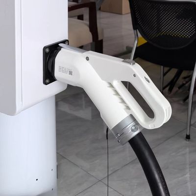 Stazione di ricarica per veicoli elettrici a parete a corrente continua a connettore singolo da 20 kW con tensione di ingresso AC380V±20%